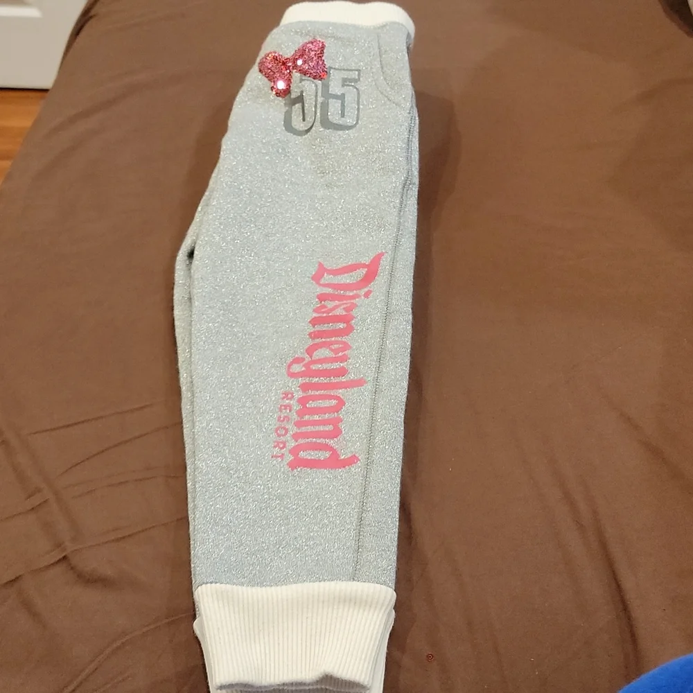 Girls Disney sweat pants - Picture 4 of 8